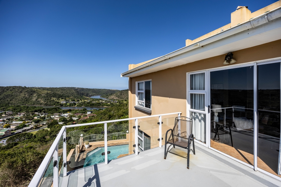 5 Bedroom Property for Sale in Gonubie North Eastern Cape